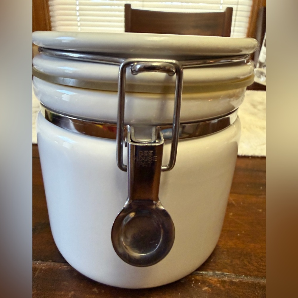 Starbucks White and Green Canister - Picture 8 of 15